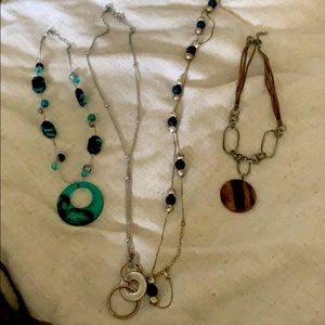 Bundle of jewelry